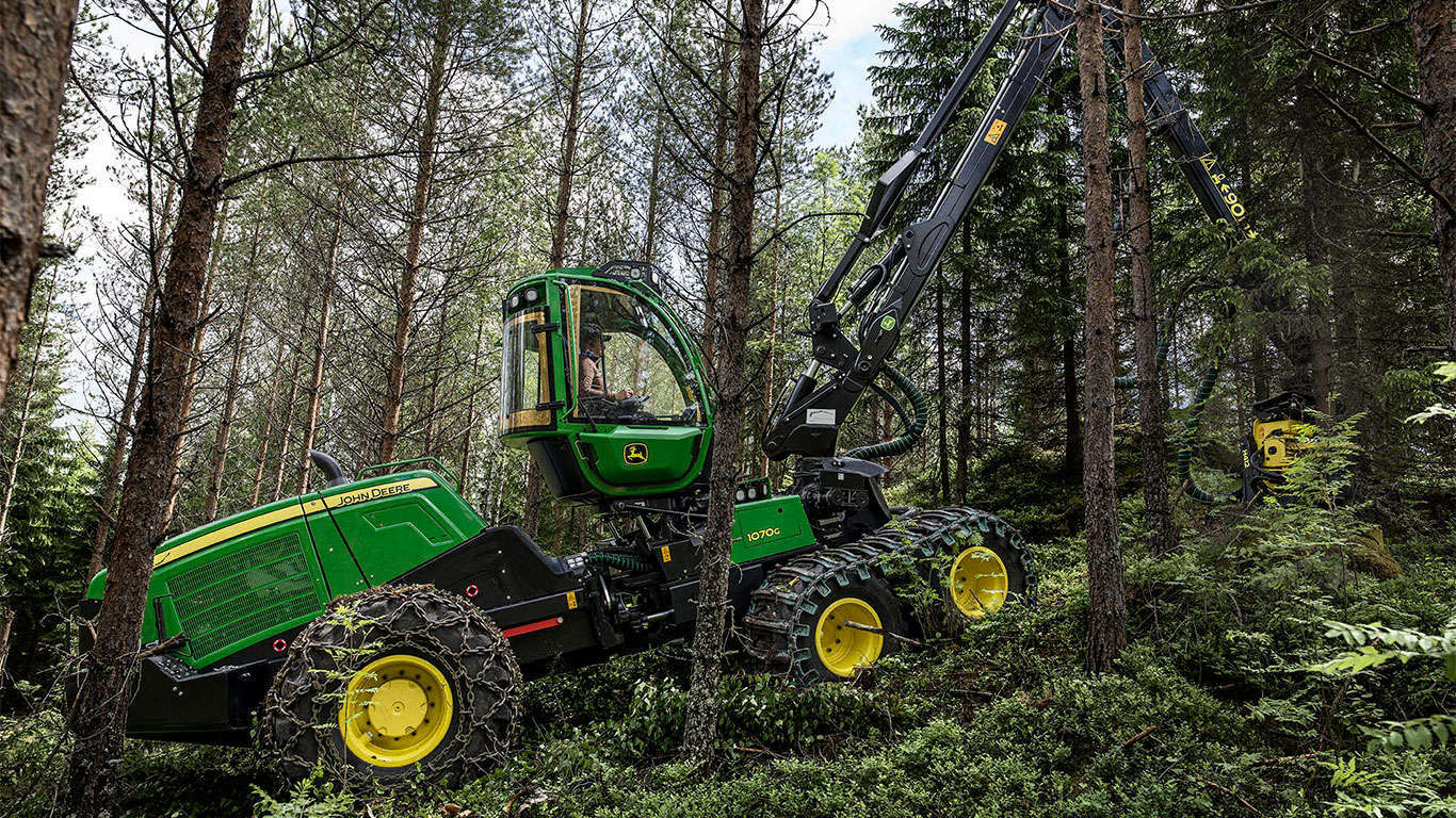 John Deere skovningsmaskine